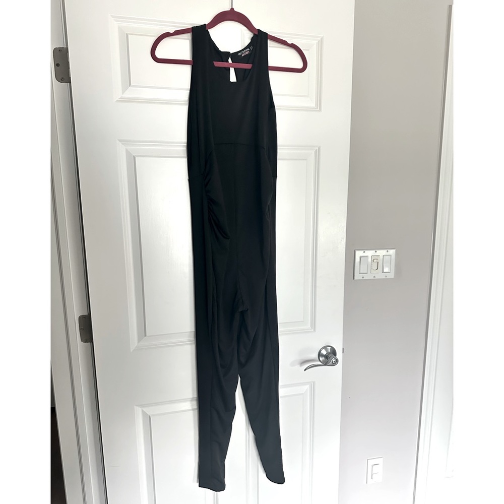 New Black Sleeveless Maternity Jumpsuit size 6